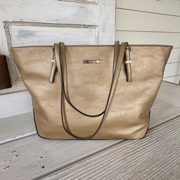 NINE WEST, GOLD, MANMADE LEATHER, SHOULDER BAG. LARGE, ROOMY INTERIOR - Picture 1 of 14